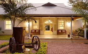 Pioneers Hotell Victoria Falls Exterior photo
