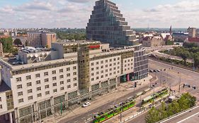 Sheraton Poznan Hotel Exterior photo