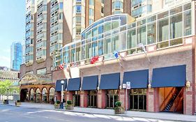 Doubletree By Hilton Toronto Downtown Hotell Exterior photo