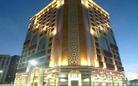 Ramada Madinah Al Hamra Hotell Medina Exterior photo