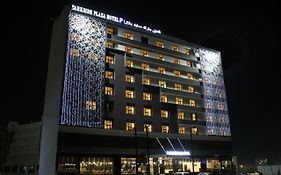 Parkside Plaza Muscat Hotell Exterior photo