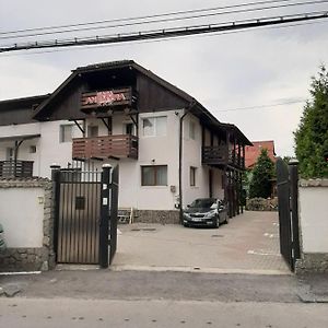 Casa Anemyra Hotell Braşov Exterior photo