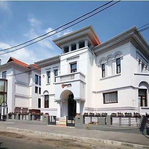 Vigo Hotel Ploieşti Exterior photo