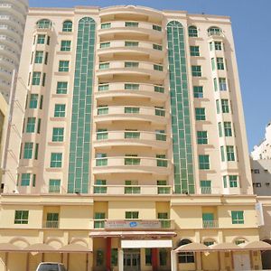Oryx Tower Aparthotel Manama Exterior photo
