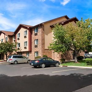 Super 8 By Wyndham Peoria East Motell Exterior photo