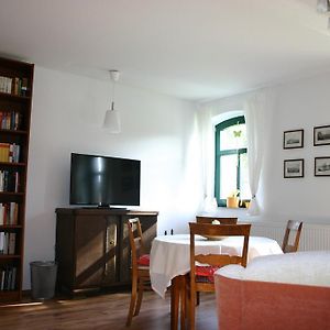 Apartment Jakobsweg Gbr Weißenfels Room photo