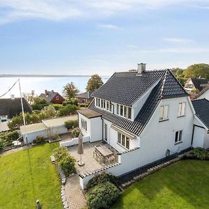 Beautiful Home In Krus With House Sea View Kruså Exterior photo