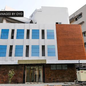 OYO Flagship 25071 Opp Amulya Hospital Hotell Visakhapatnam Exterior photo