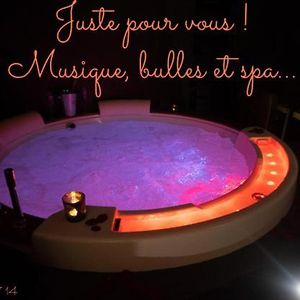 Love Suites & Spa "Le Chai" Avec Lit Rond Médis Exterior photo