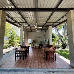 Mook Ing Lay Hotell Koh Mook Exterior photo