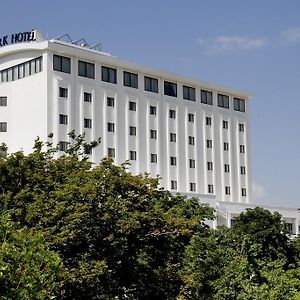 Asrin Park Hotel & Spa Convention Center Ankara Exterior photo