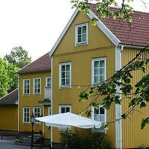 Hotel PerOlofGården Åsbro Exterior photo