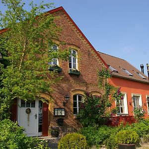 Landhaus Alte Schmiede Hotell Niemegk  Exterior photo