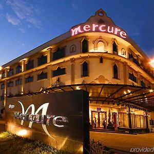 Mercure Vientiane Exterior photo