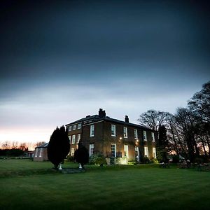 Rowley Manor Hotell Little Weighton Exterior photo