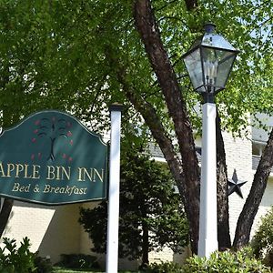 Apple Bin Inn Willow Street Exterior photo