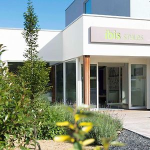 Ibis Styles La Louviere Hotell Exterior photo