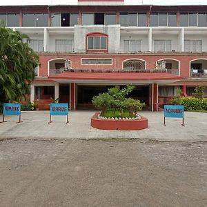 Martins Inn Arnalapada Exterior photo