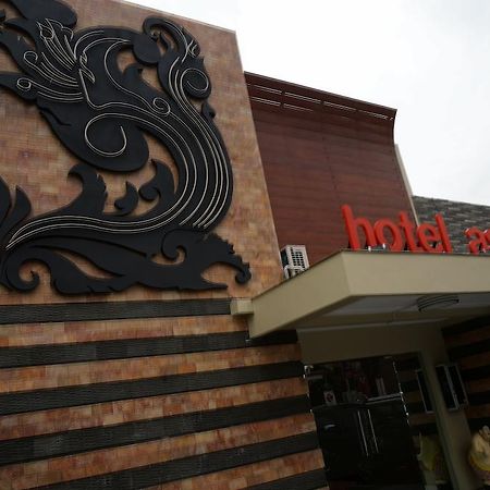 Asih Hotel Yogya Yogyakarta Exteriör bild