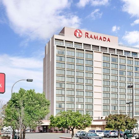 Ramada By Wyndham Reno Hotel & Casino Exteriör bild