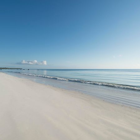 Uroa Bay Beach Resort Zanzibar Exteriör bild