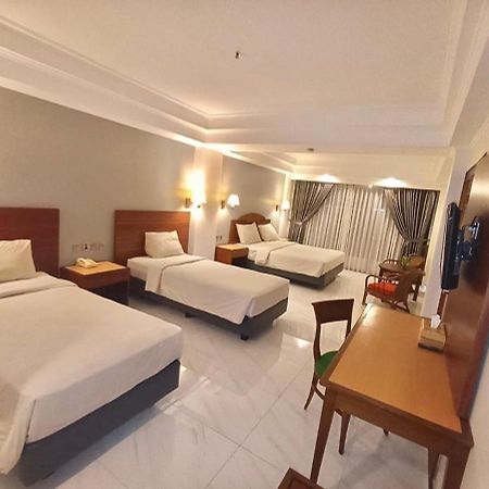 Hotel Sahid Bandar Lampung Exteriör bild