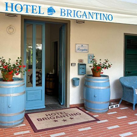 Hotel Brigantino Procchio  Exteriör bild
