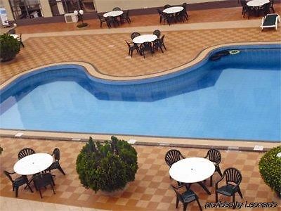 Miklin Hotel Accra Exteriör bild