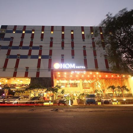 @Hom Hotel Kudus By Horison Group Exteriör bild