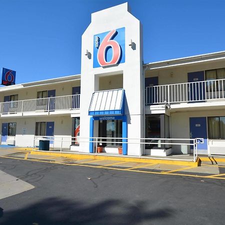 Motel 6-Chicopee, Ma - Springfield Exteriör bild