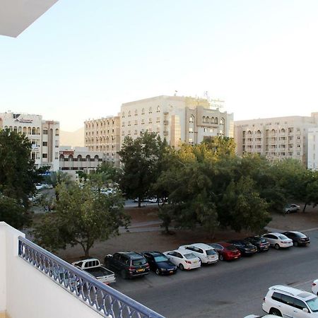Sahara Hotel Apartments Muscat Exteriör bild
