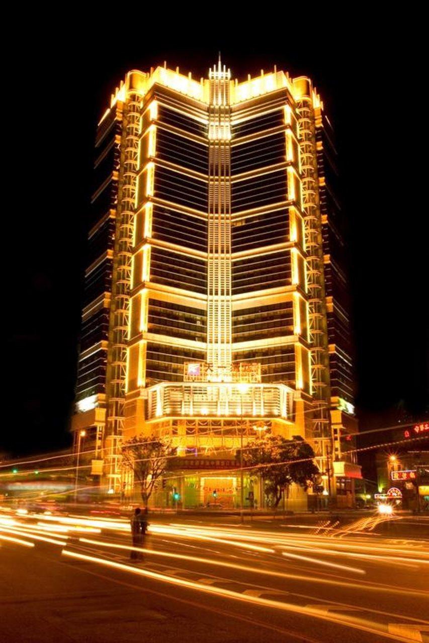 Skyline Plaza Hotel Guangzhou Exteriör bild