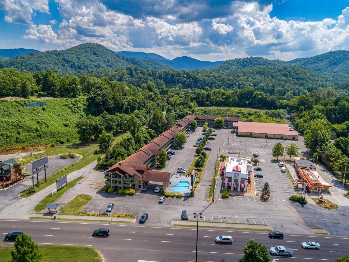 Days Inn By Wyndham Pigeon Forge South Exteriör bild