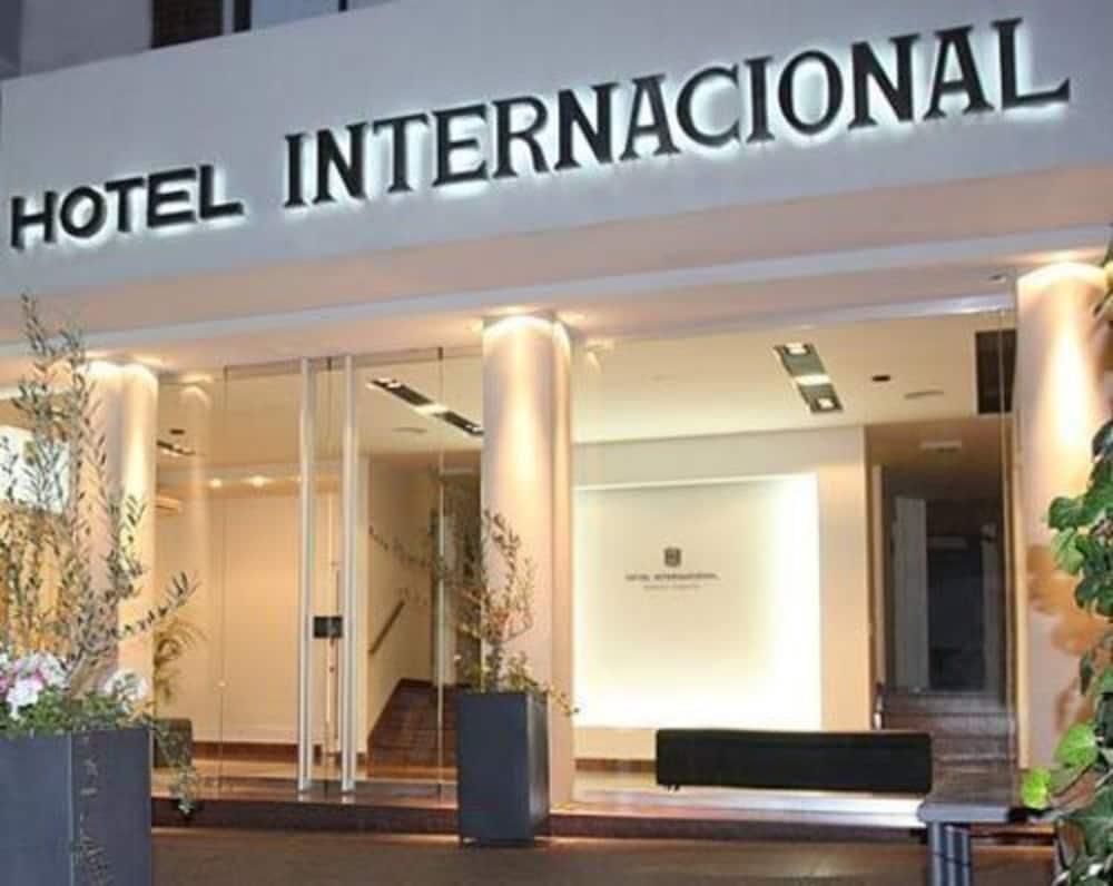 Hotel Internacional Mendoza Exteriör bild