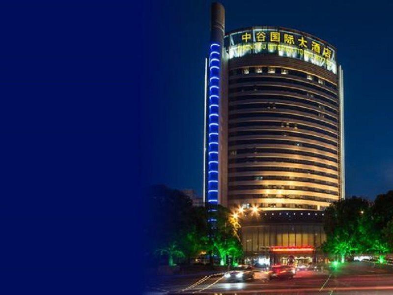 Taicang Zhonggu International Hotel Exteriör bild