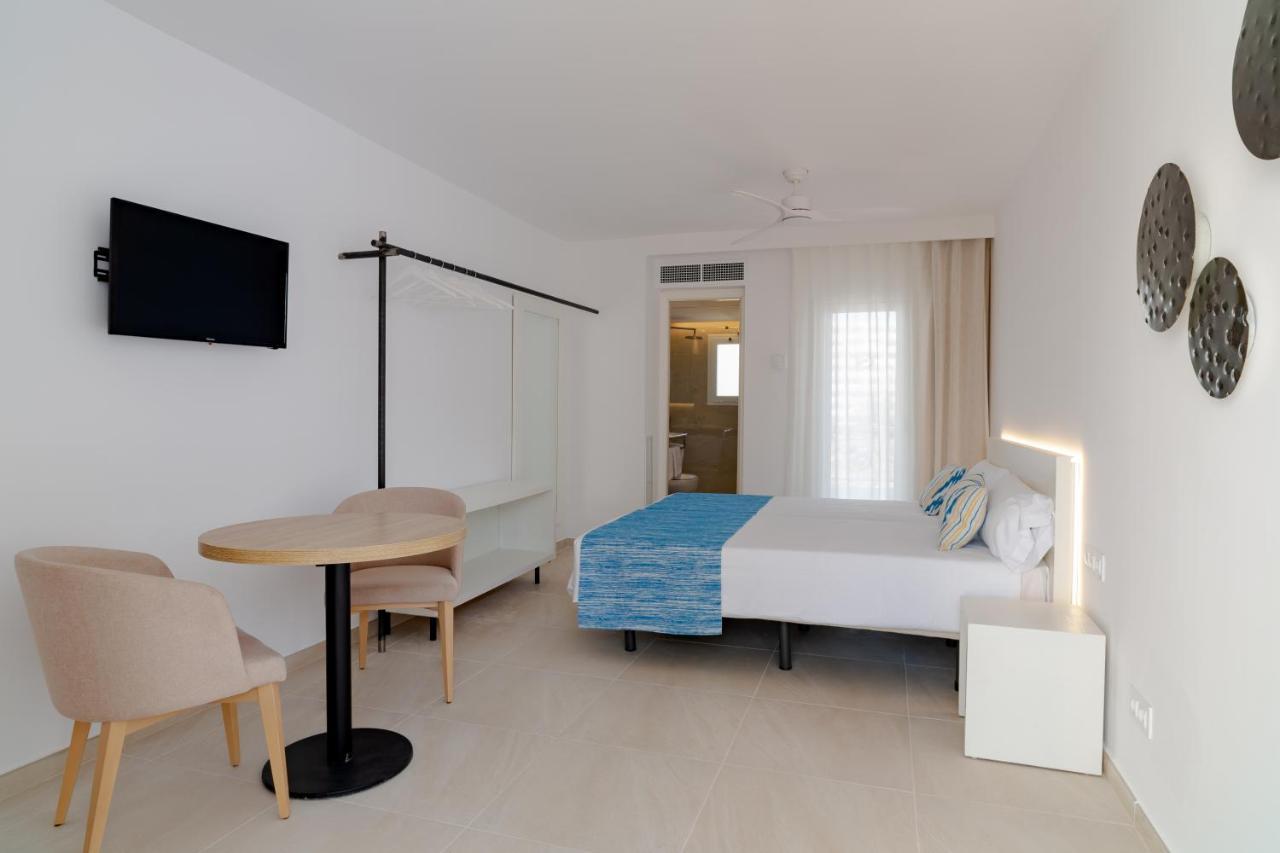 Serenity Apartments (Adults Only) Port de Alcudia  Exteriör bild