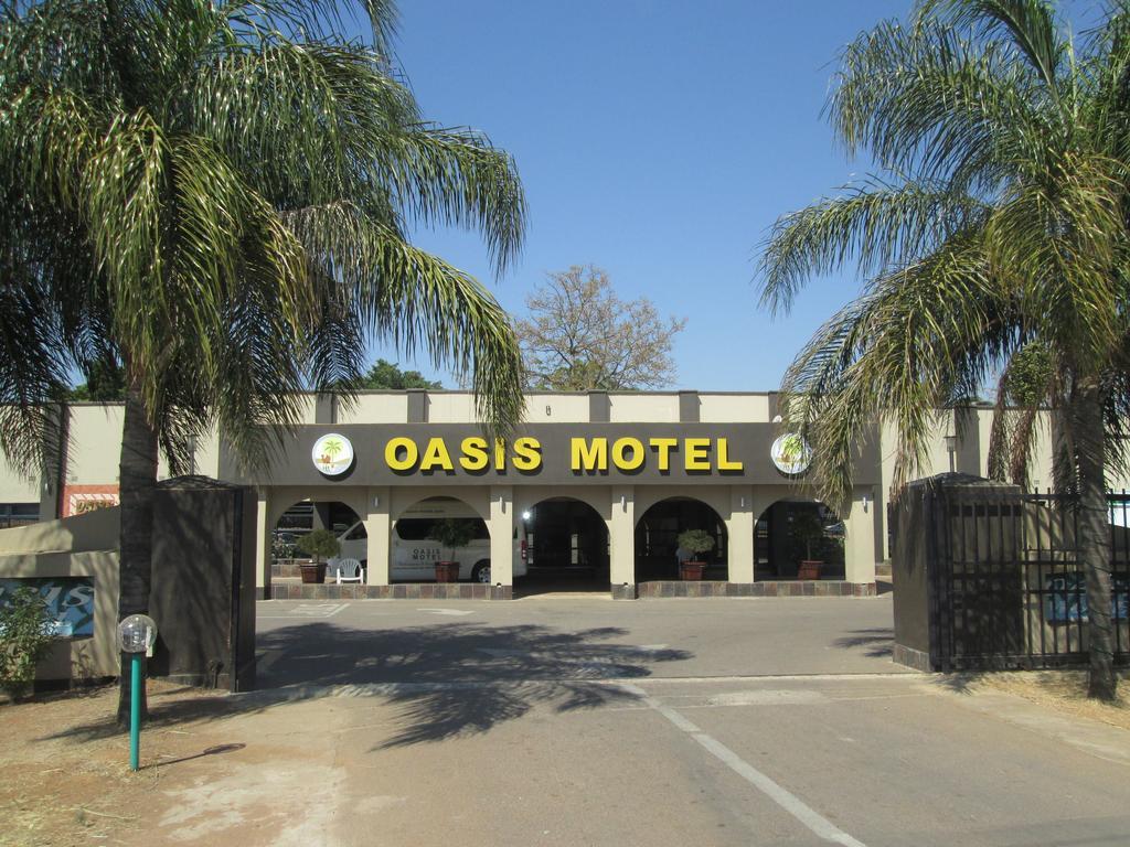 Oasis Motel Gaborone Exteriör bild