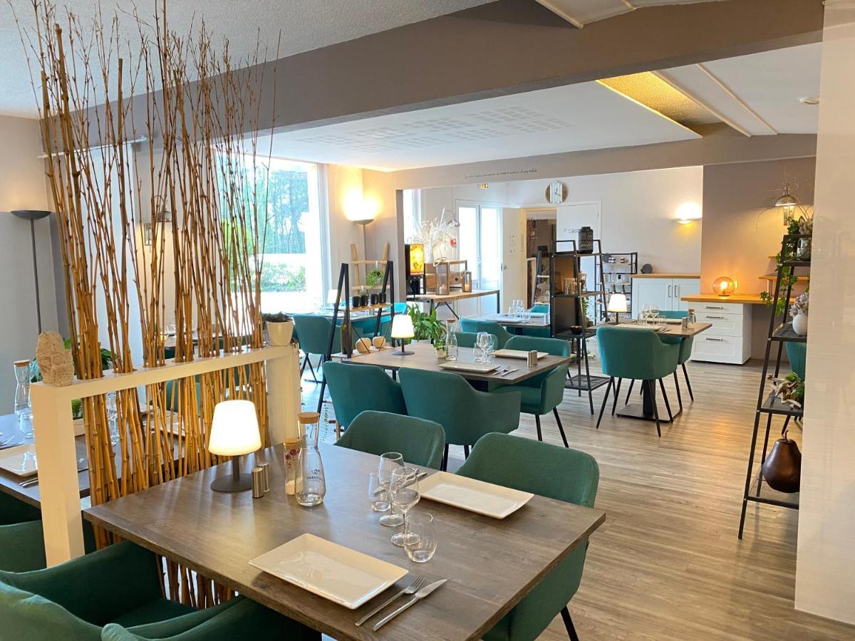 Latitude Ouest Hotel Restaurant & Spa Locronan Exteriör bild