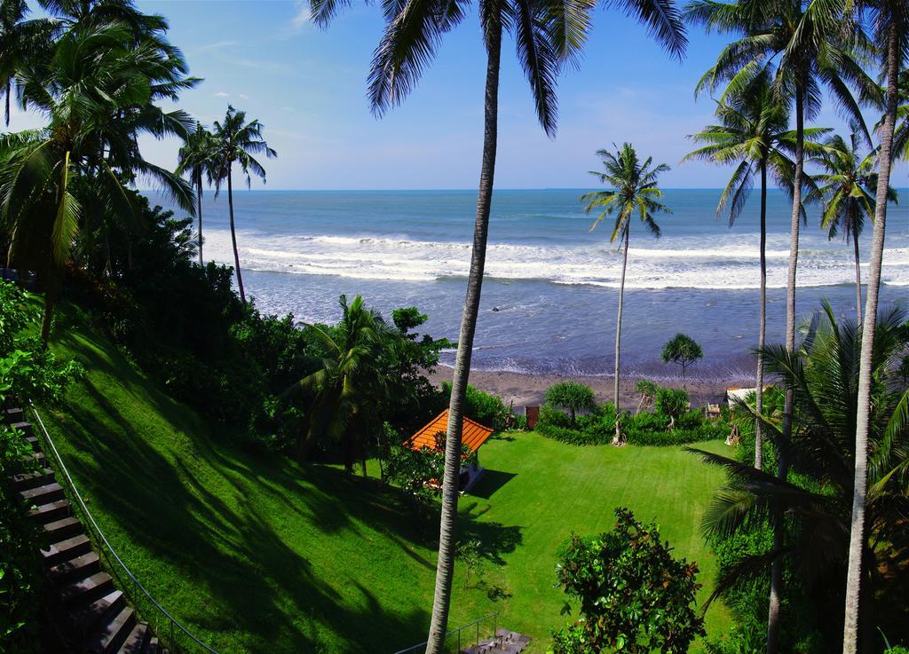 Villa Rumah Pantai Bali Selemadeg  Exteriör bild