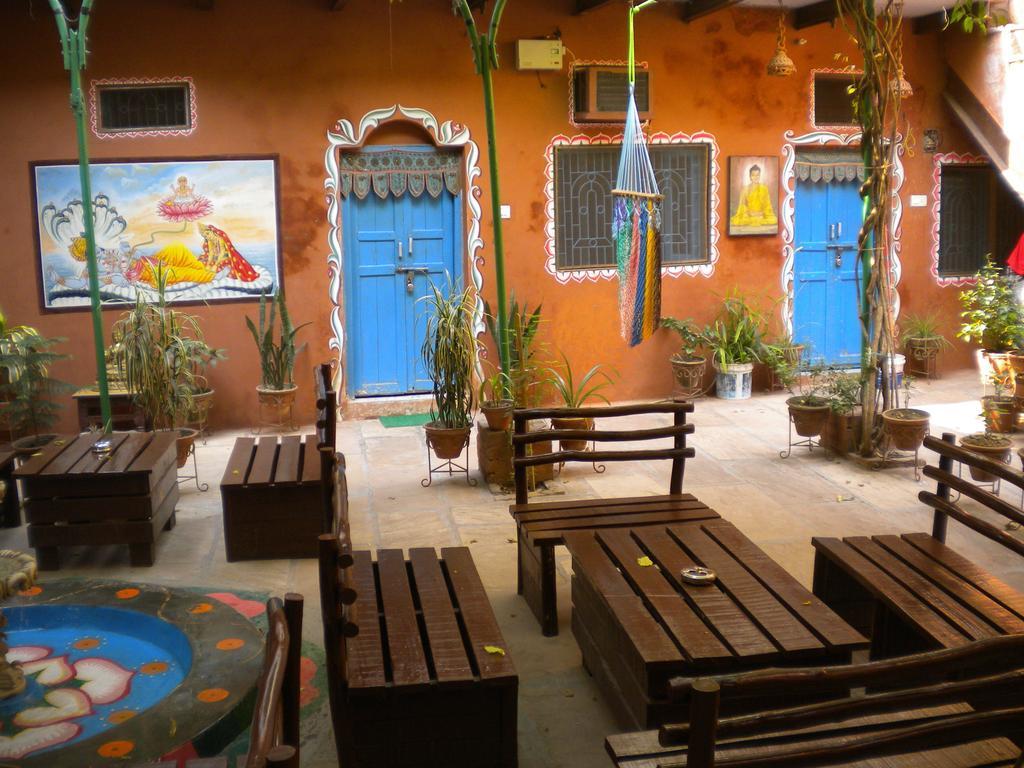 Ganpati Guest House Varanasi Exteriör bild