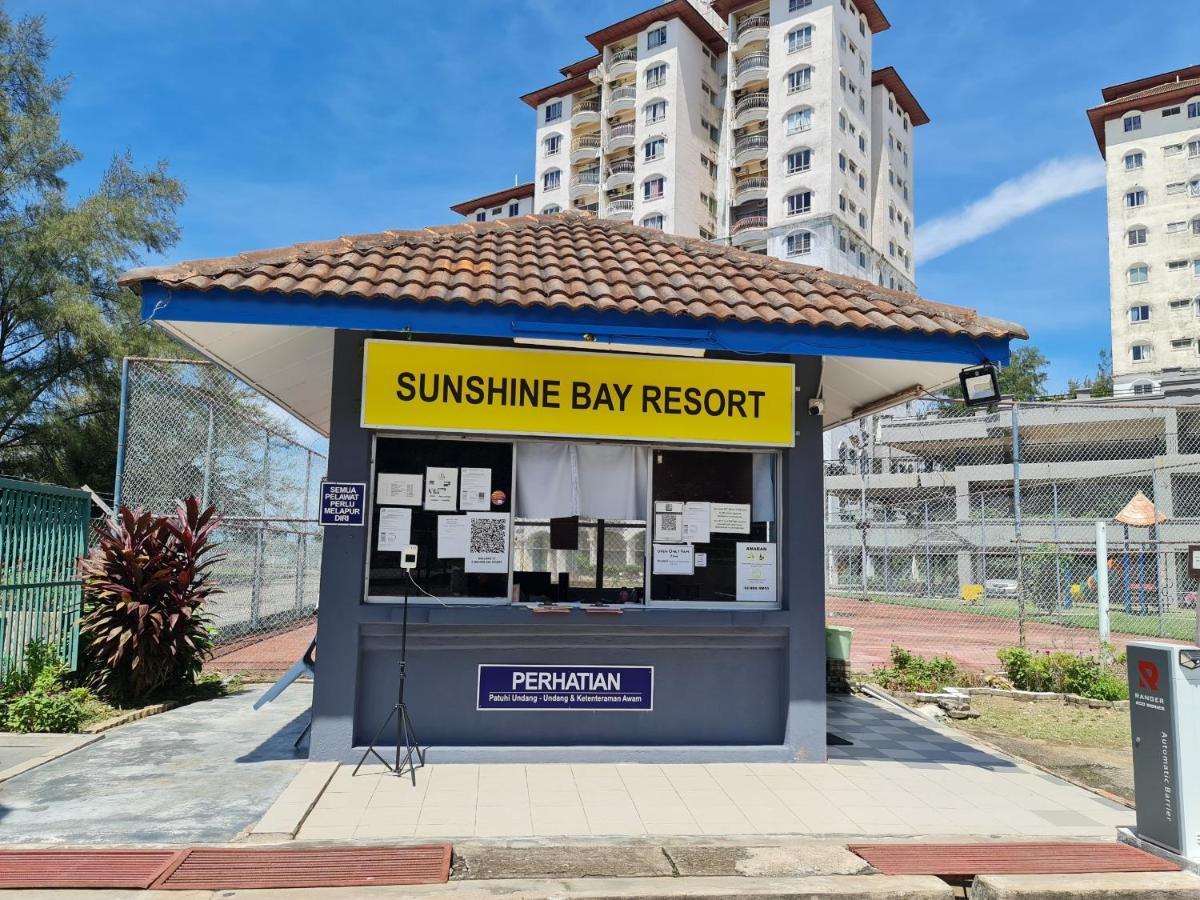Sunshine Bay Resort Port Dickson Exteriör bild