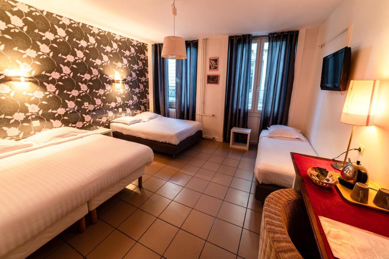 Hotel Furania Saint-Etienne  Exteriör bild