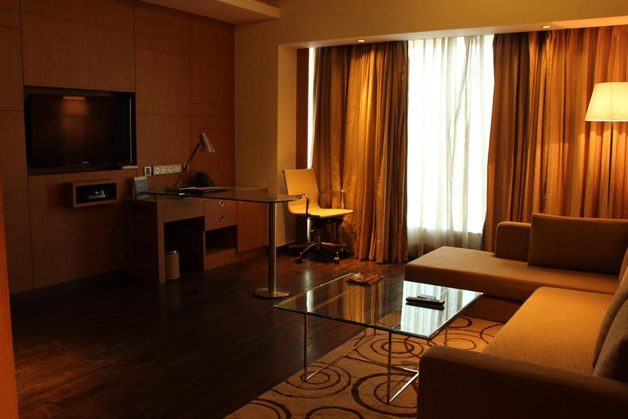 Crowne Plaza Greater Noida, An Ihg Hotel Exteriör bild