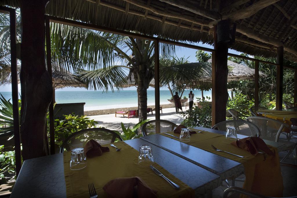 Uroa Bay Beach Resort Zanzibar Exteriör bild