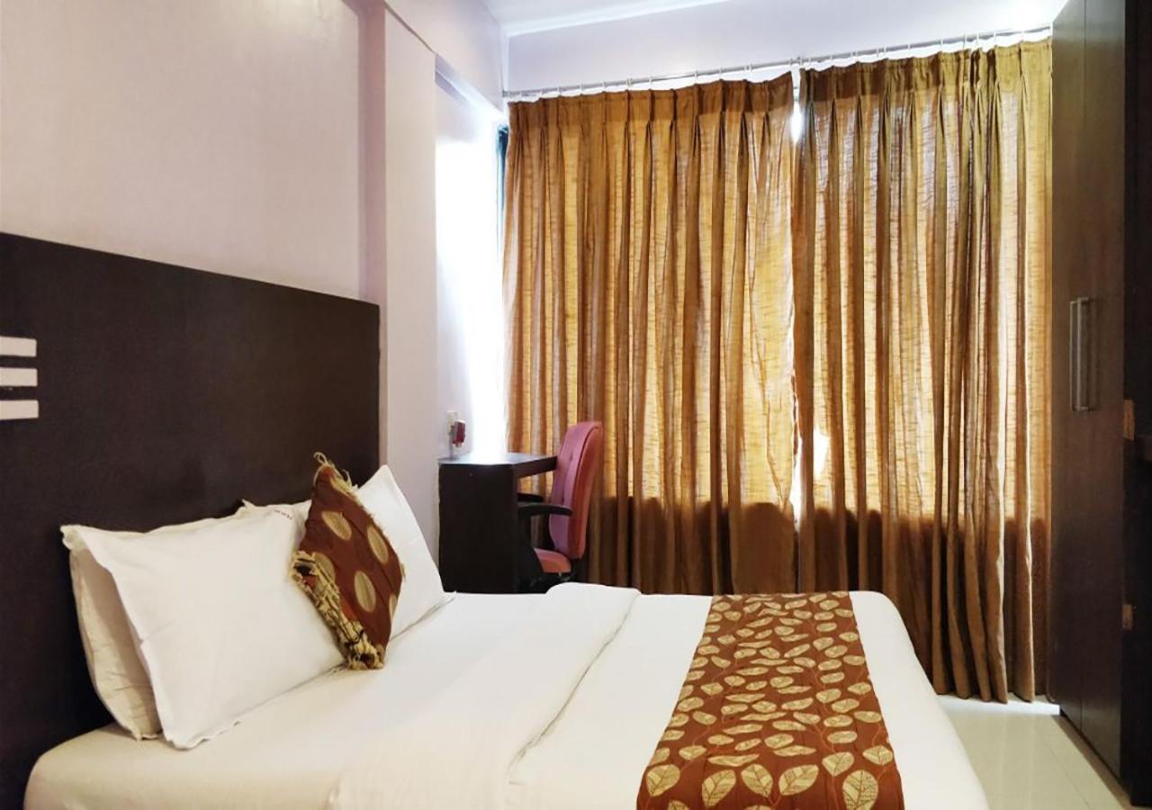 Hotel Kamran Residency-Near Us Embassy Mumbai Exteriör bild
