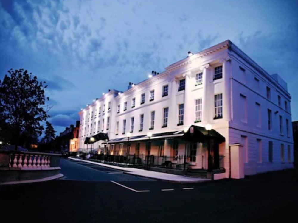 Hampton Hotel Dublin Exteriör bild