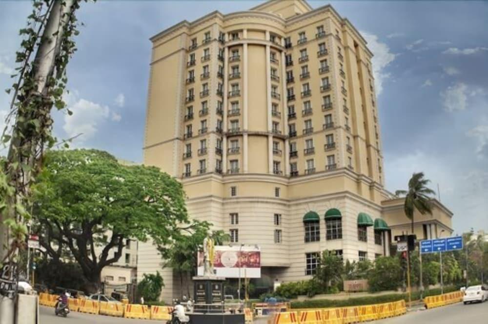 The Residency Towers Hotell Chennai Exteriör bild