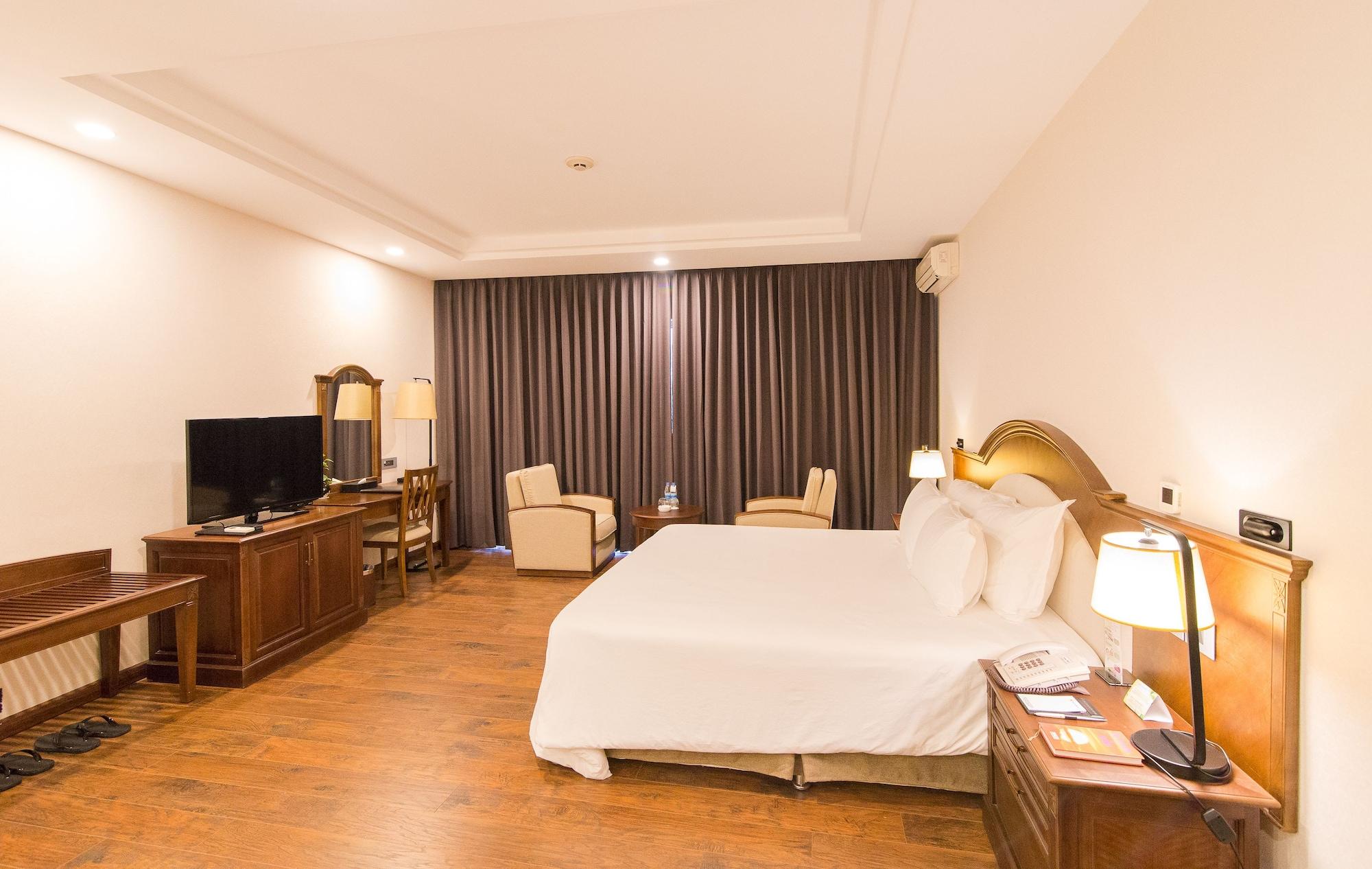 Sai Gon Ha Long Hotel Exteriör bild