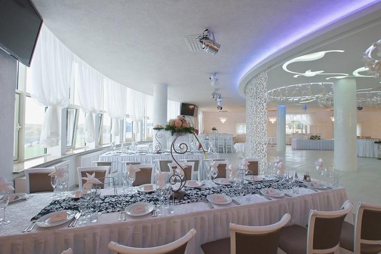 Robinson Club Resort & Spa Minsk Exteriör bild