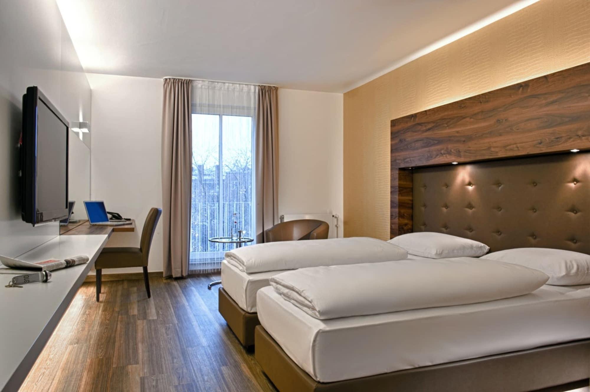 Hotel Conti Duisburg - Partner Of Sorat Hotels Exteriör bild